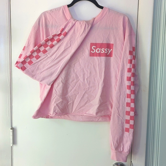 Vintage Tops - EUC Sassy Cropped Long Sleeve Tee sz L